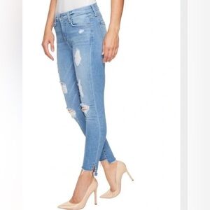 7 For All Mankind Ankle Skinny Jeans Distressed Light Wash Raw Step Hem Size 31